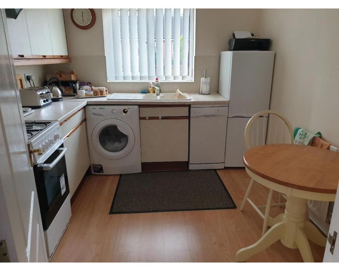 42 Beaumont Rise Rental - Worksop Buitenkant foto